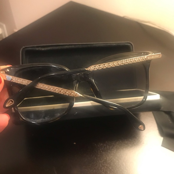 Givenchy Cat eye Sunglasses - Picture 2 of 5